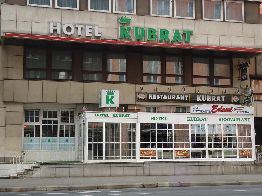 Hotel Kubrat Am Checkpoint Charlie Berlim Exterior foto